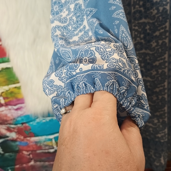 Luxology Blue and White Cold Shoulder Long Sleeve Lined Dress Size 8 - Picture 6 of 14